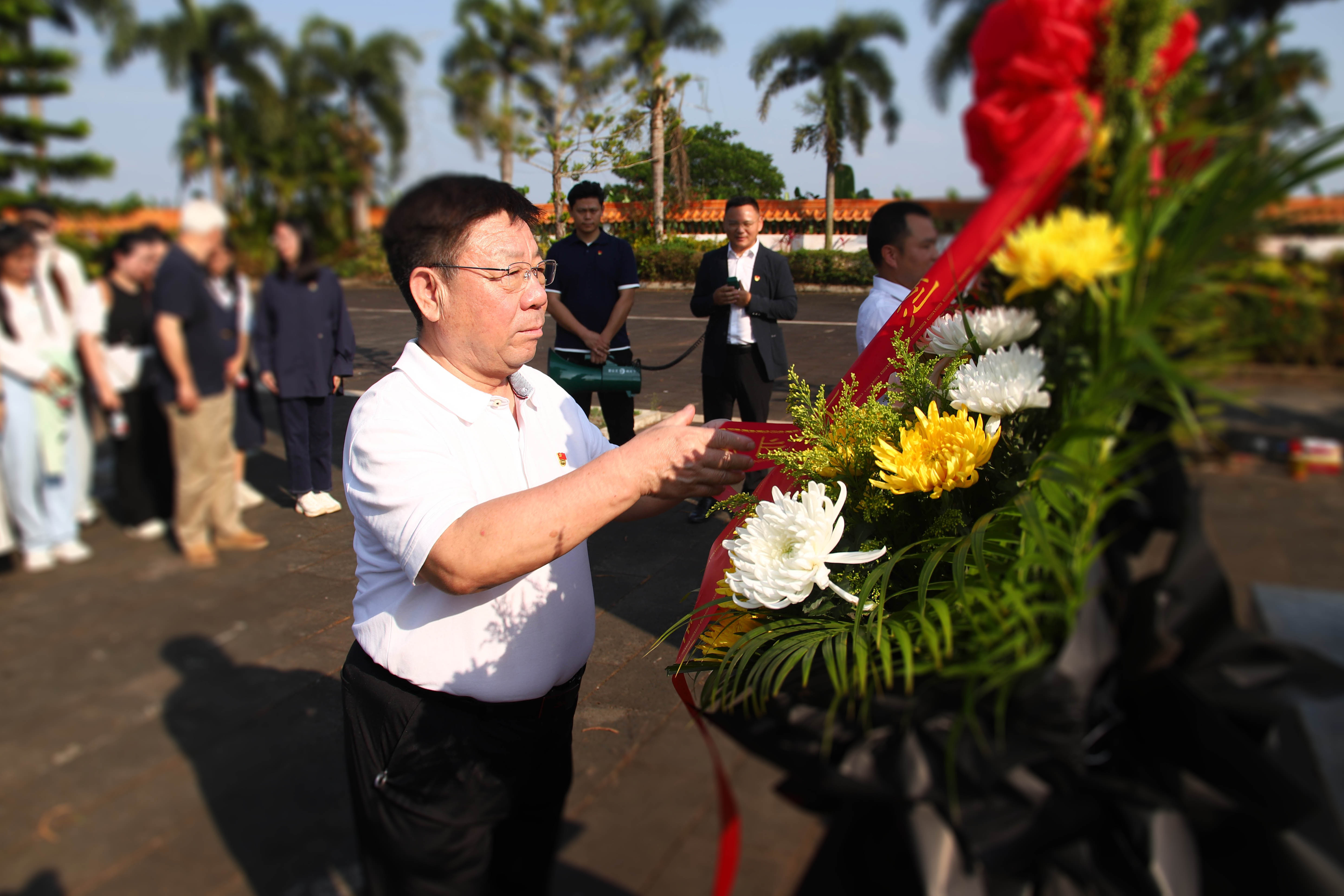 1774424196706692.jpg 1774424196706692.jpg