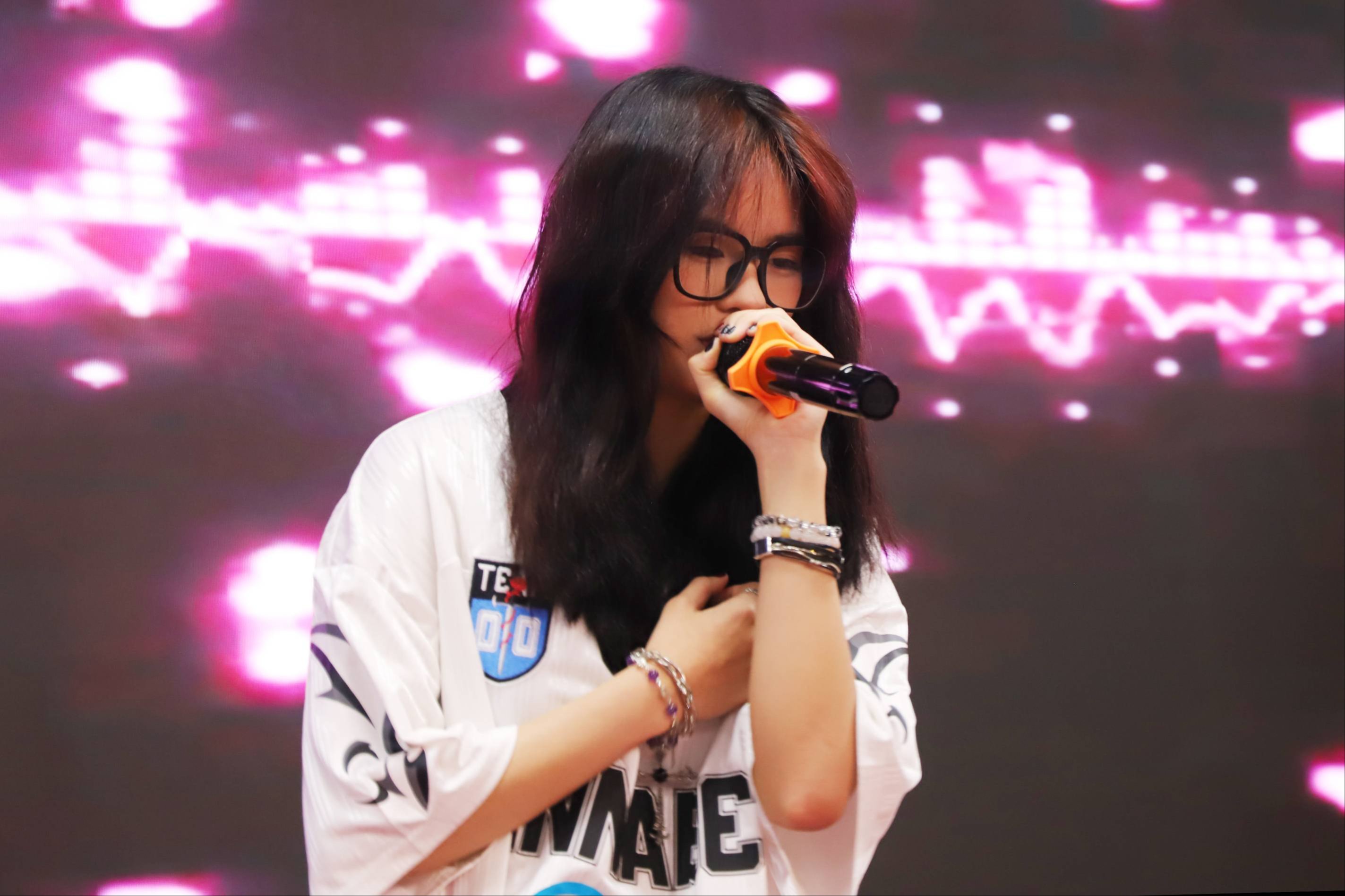 學院首屆校園十大歌手大賽決賽精彩上演